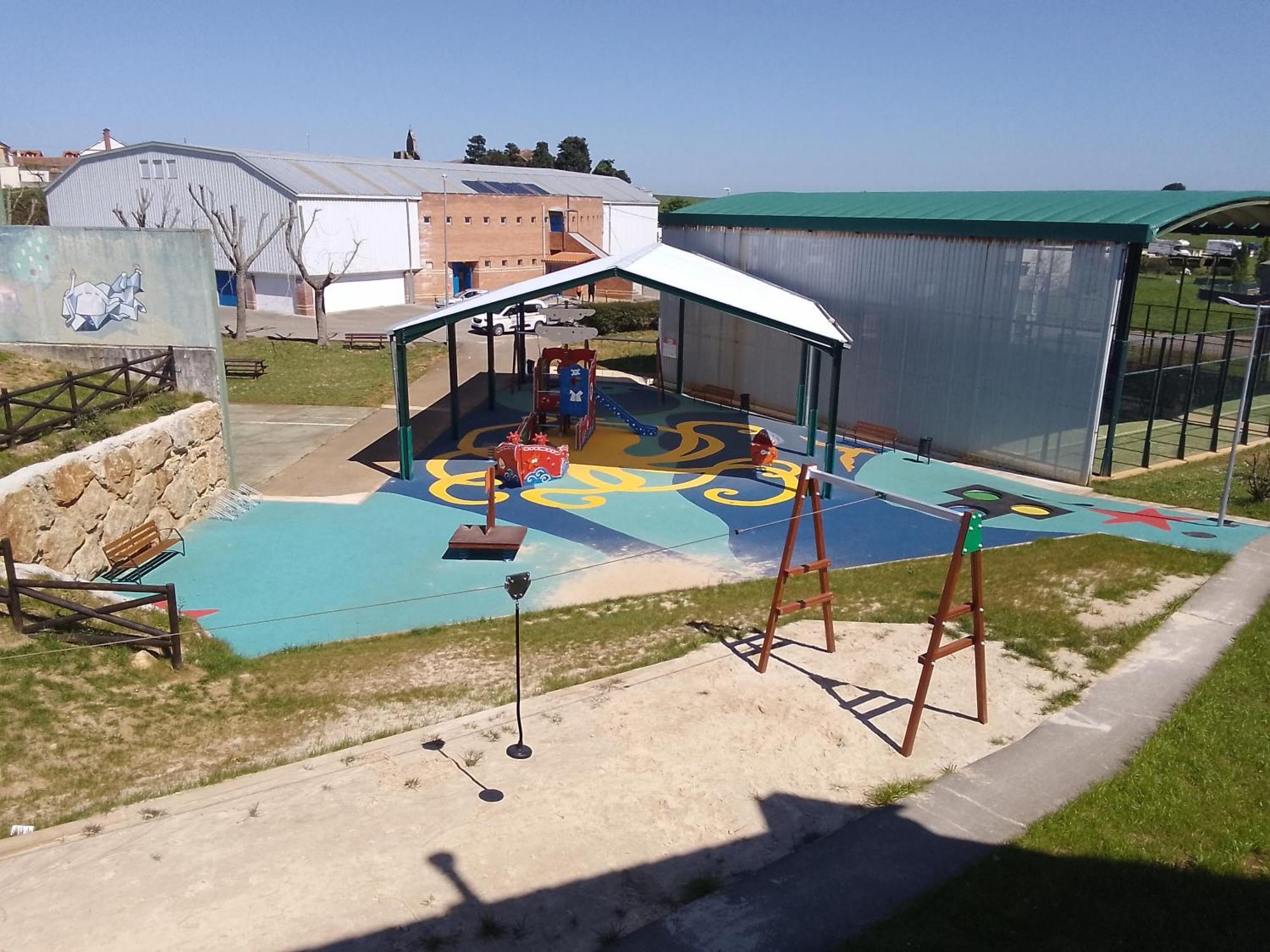 Apartamentos Playa De Cóbreces מראה חיצוני תמונה