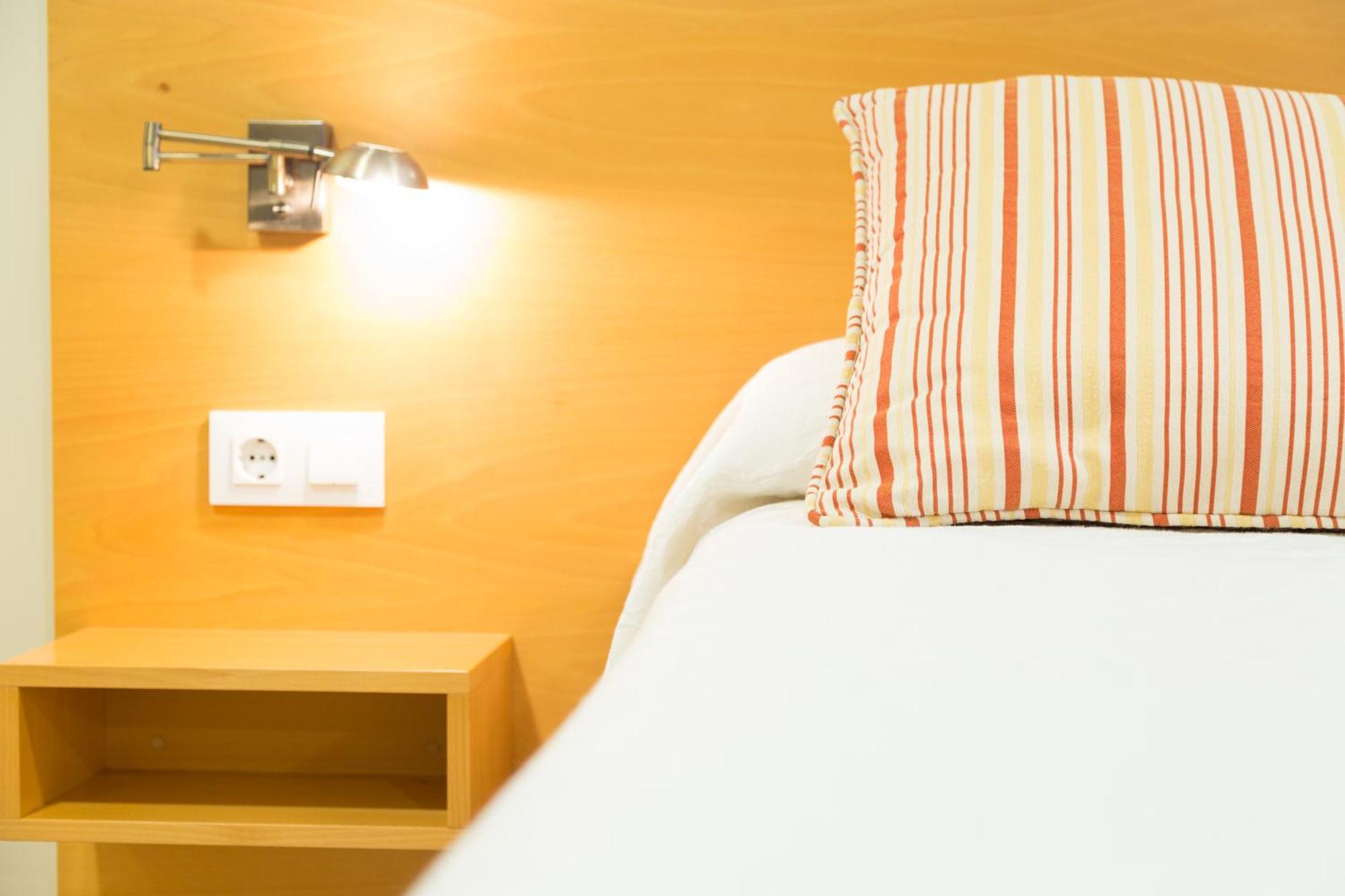 Apartamentos Playa De Cóbreces מראה חיצוני תמונה