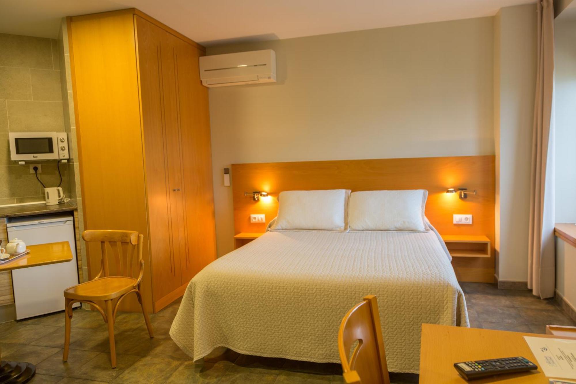 Apartamentos Playa De Cóbreces מראה חיצוני תמונה