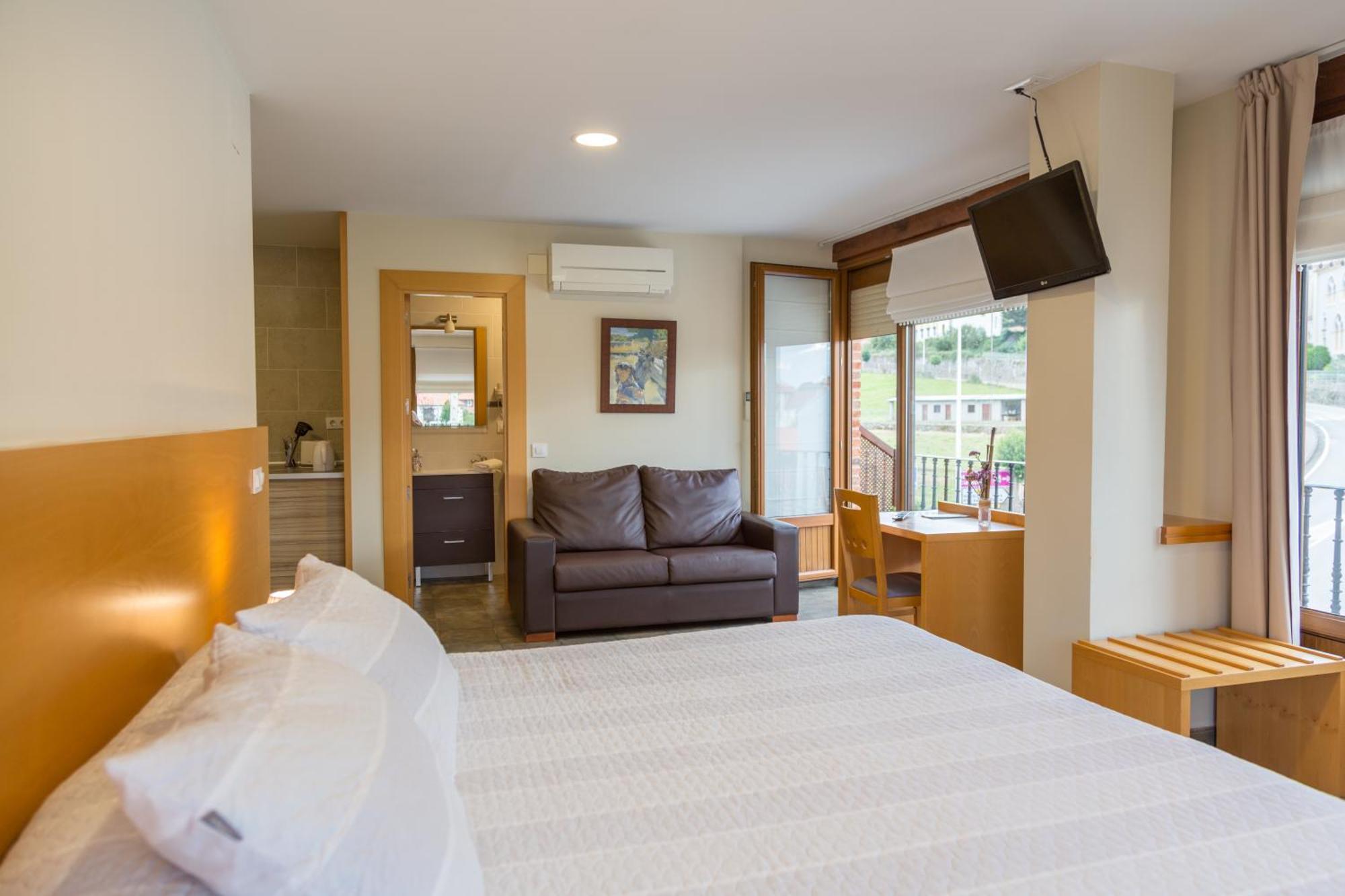 Apartamentos Playa De Cóbreces מראה חיצוני תמונה